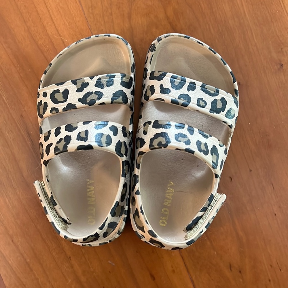 Old Navy sandals